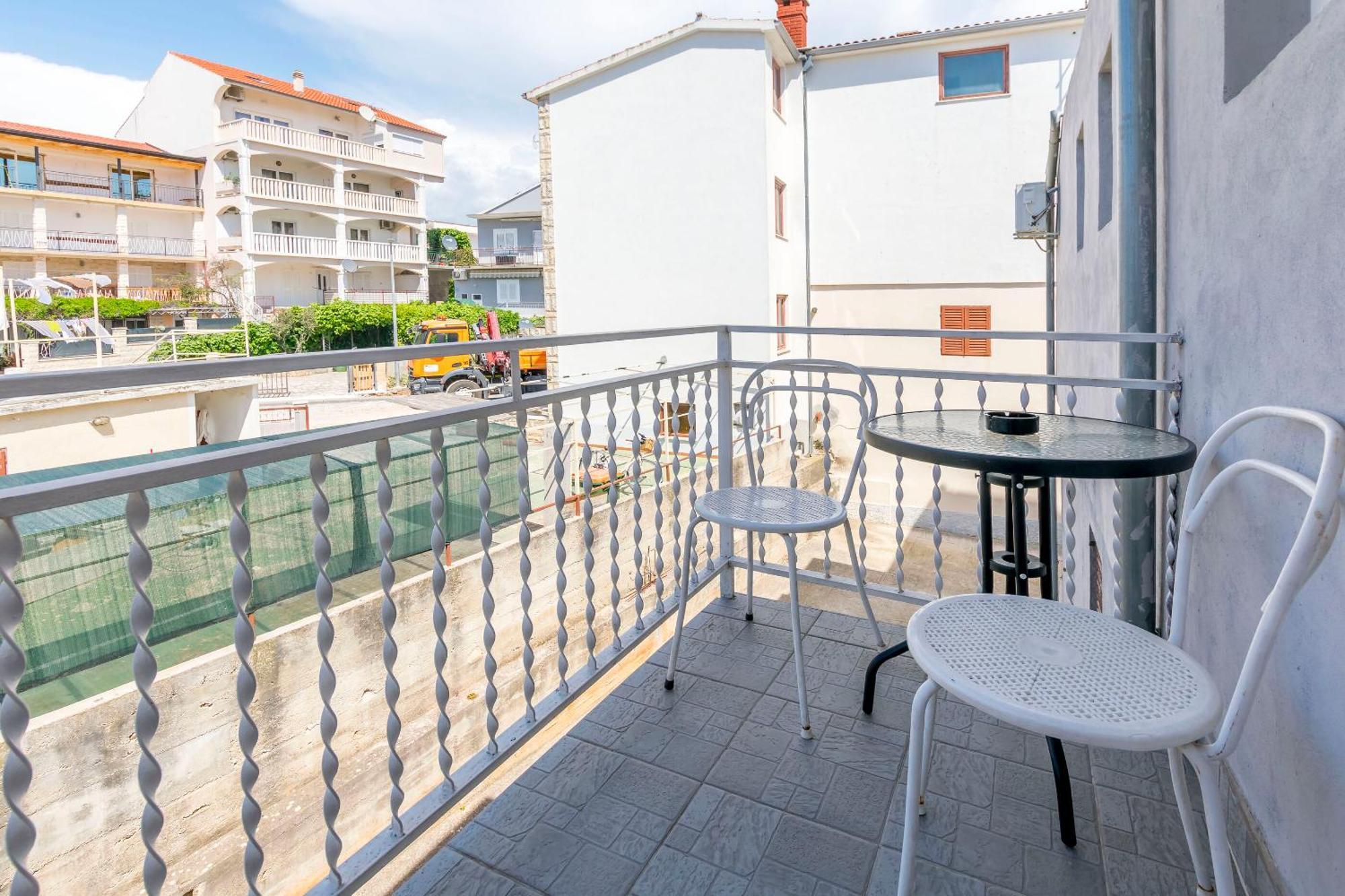 Apartment Jelena Primosten Exterior photo