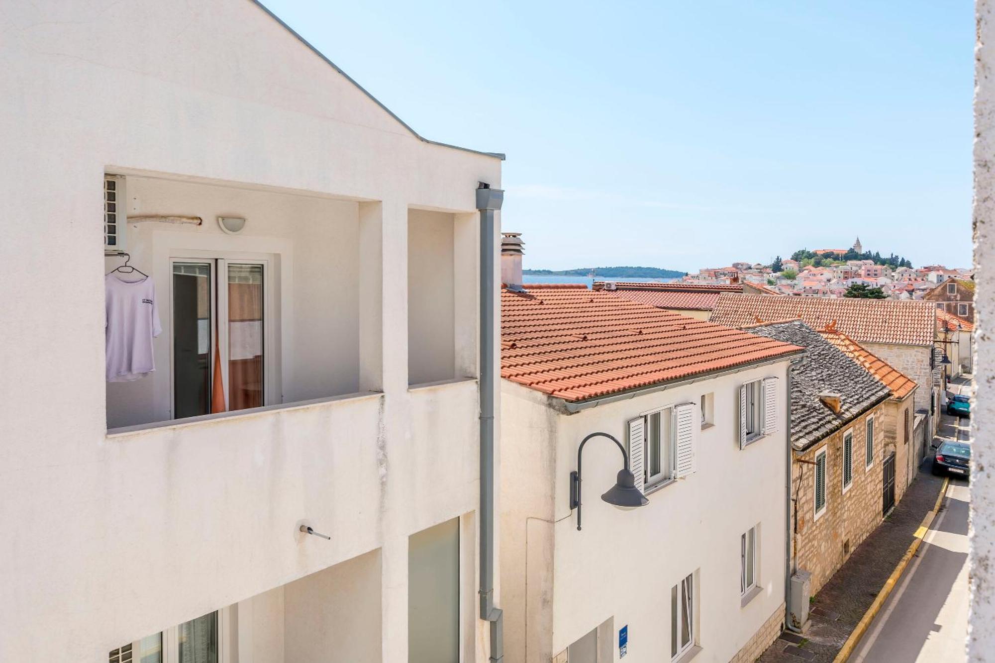 Apartment Jelena Primosten Exterior photo